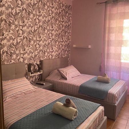Cozy Apartment 2Bedroom In Center Of Roma Eksteriør bilde